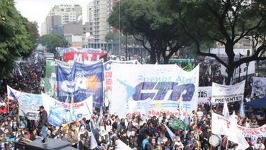 MARCHA. Los gremios se movilizan por la Unidad, Producción y Trabajo Argentino..
