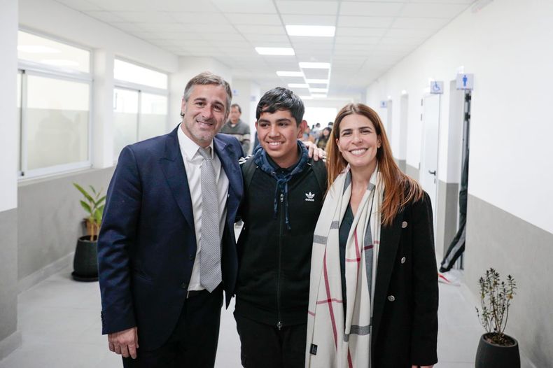 INAUGURACIÓN. Achával y Peralta les dieron la bienvenida a los alumnos.