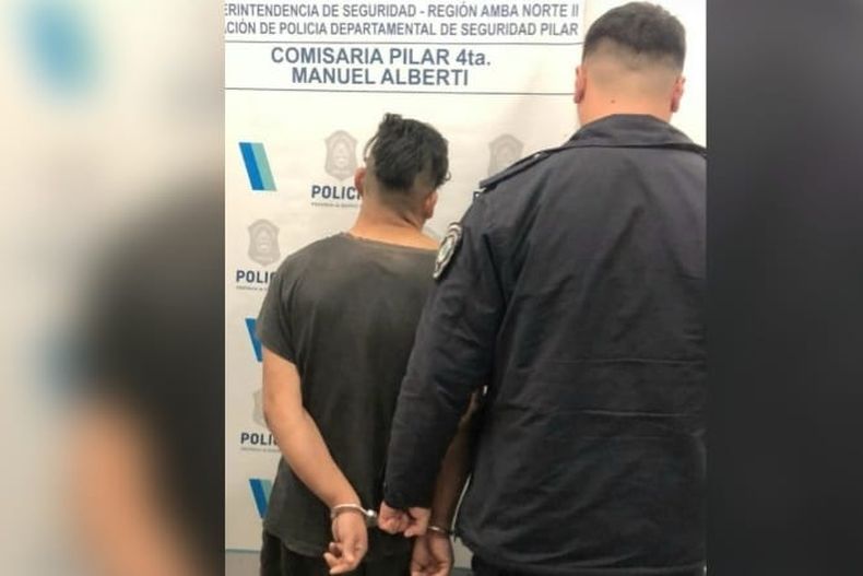El detenido intentó agredir también a la policía.&nbsp;