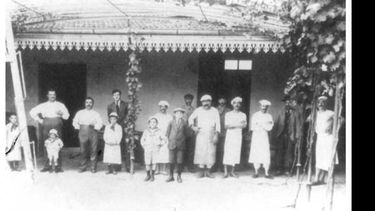 PASADO. Patio interno de la panadería La Unión, en el año 1912..