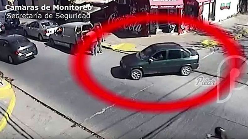 CORSA VERDE. El auto en el que escaparon los autores del hecho. Su rastreo fue clave para identificarlos. Estaba en Las Margaritas..