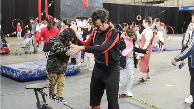 CIRCO. Las actividades se concentran en el microestadio. .