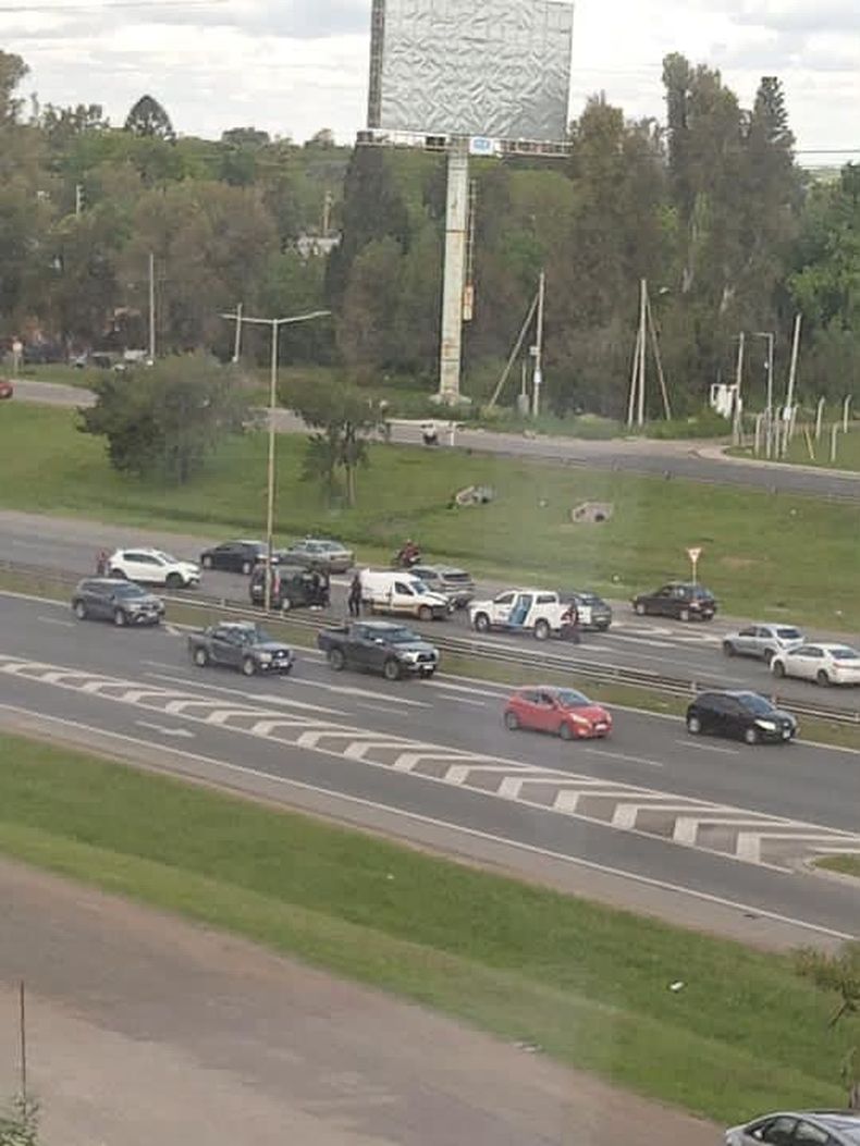 El accidente se produjo en el kilómetro 52 de Panamericana, sentido a CABA.