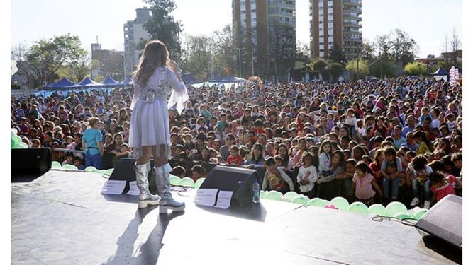 ADRIANA. Una de las artistas más queridas por el público infantil..