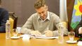 Firma. Achával destacó la importancia del rol del Banco Provincia.