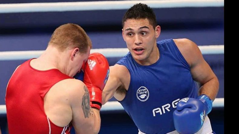 (AIBA). Yamil Peralta ganó por decisión unánime..