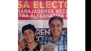 MILITANTE. Rocío Esquivel, con el candidato a gobernador, Néstor Pitrola..