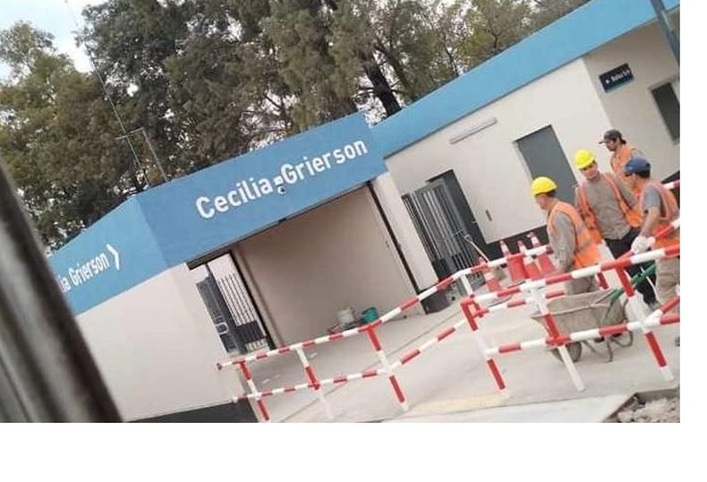 CARTEL. El nombre de Cecilia Grierson ya está en la nueva estación.&nbsp;