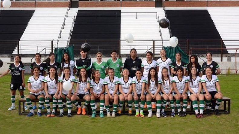 HACEN HISTORIA. Las chicas de Real obtuvieron esu primer triunfo en el fútbol de AFA..
