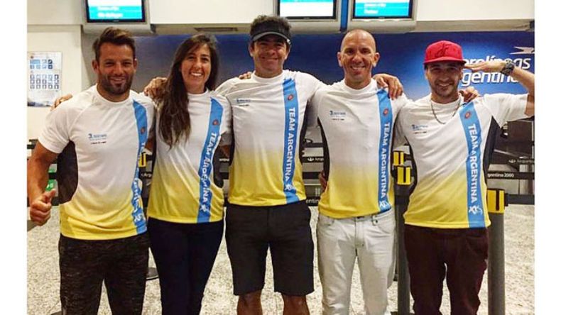 EN RÍO. García (4º), junto a los integrantes de Team Argentina..