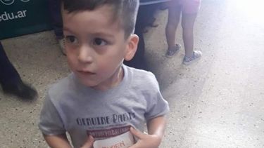 Respuesta. Después de ocho meses, IOMA le confirmó a la familia de Owen que le darán la prótesis. .