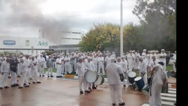 Los trabajadores compartieron imágenes del paro en las redes..