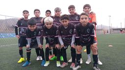 EQUIPO. Los chicos de la categoría 2014 de Real Pilar B.