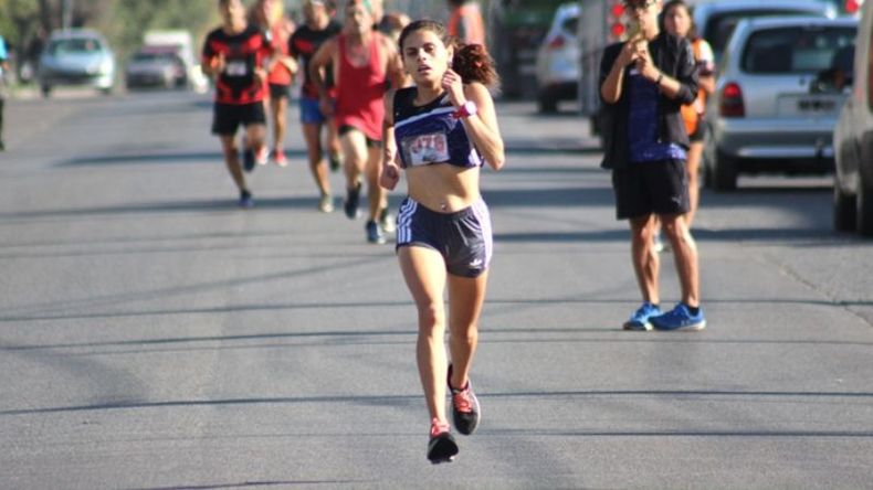 La carrera, en las calles de Derqui..