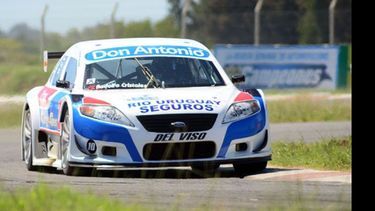 Con su Mondeo, Azar buscará mejorar el 12º puesto logrado en San Luis..