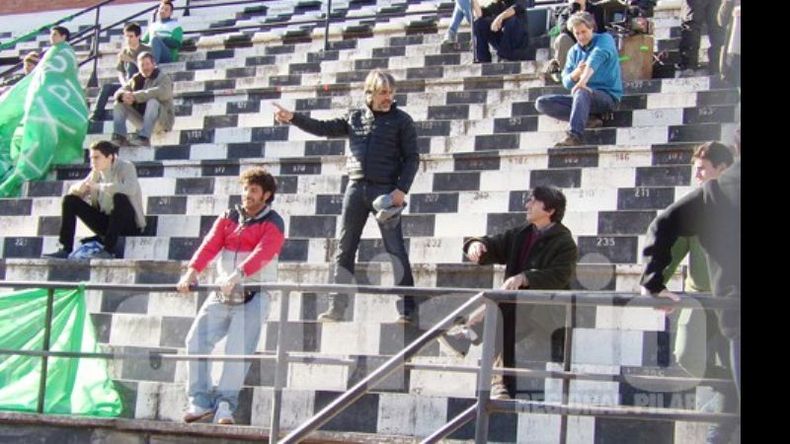 Echarri, Peretti y Rago, en un momento de la filmación..