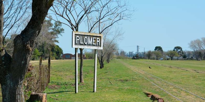 A menos de una hora de Pilar &nbsp;y con 114 años de existencia, este rincón bonaerense es un excelente lugar para pasar el fin de semana y conocer su historia.