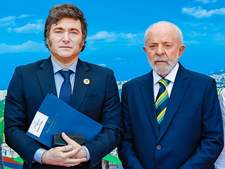 Brasil retiró a su embajador en Argentina y redujo la relación diplomática al nivel de encargado de negocios tras los ataques de Javier Milei.