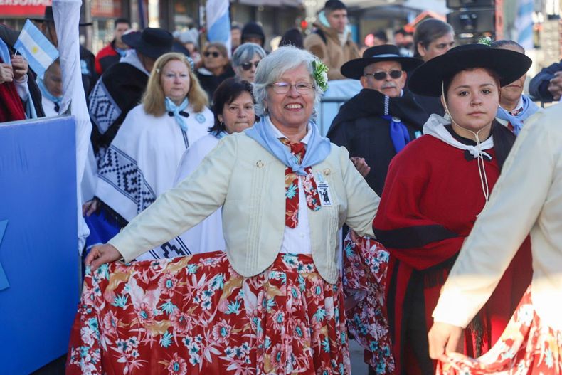festejos 25 de mayo.jpg