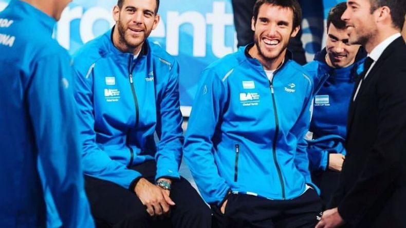 Risas en la previa del comienzo de la serie ante Croacia..