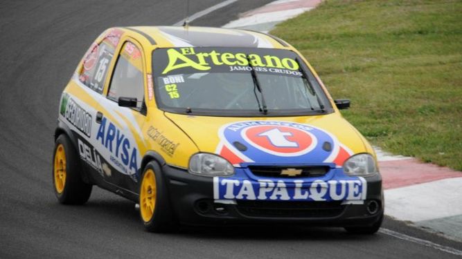 El Chevrolet Corsa de los Boni..