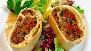 La receta de la semana: arrollado de tomates, albahaca y carne picada. .