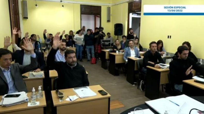 A FAVOR. La decisión se tomó por mayoría..