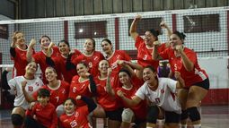 Las chicas de Sportivo Pilar quieren seguir líderes en Sexta. Las chicas de Sportivo Pilar quieren seguir líderes en Sexta.