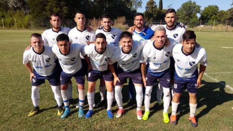TABLAS. Unión sumó de local ante uno de los protagonistas del Verano. FOTO MARIO CACEREZ. .