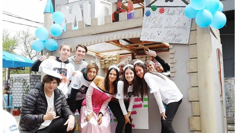 LA BELLA DURMIENTE. El cuento elegido por los estudiantes del Norbridge para su puesto en las Patronales. .