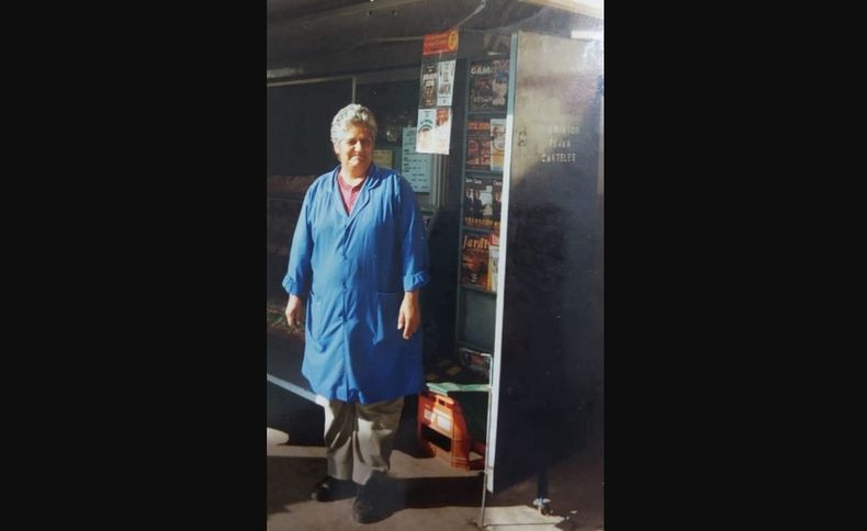 Keka Dávalos atendía el puesto de diarios de la estación de Villa Rosa.