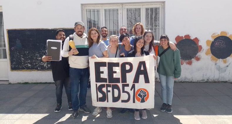 Victoria de la UJS e Independientes en el 51 de Pilar. Que vivan los estudiantes que se organizan y luchan. Néstor Pitrola / @nestorpitrola.