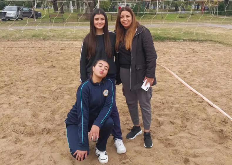 La dupla Sub 16 conformada por Jazm&iacute;n Rojas y Ayl&eacute;n Murciano.
