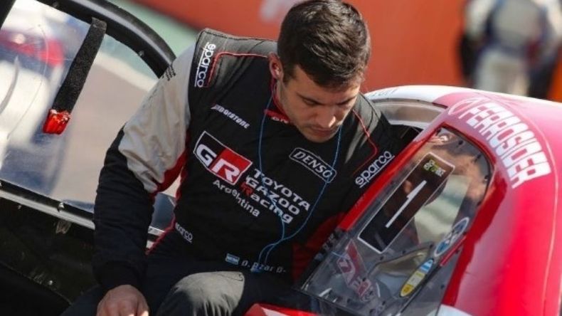 PELEA. El Toyota de Azar busca recuperar el liderazgo en la categoría..