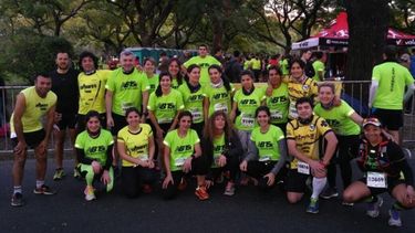 A CORRER. El Caldara-s Team compitió en la New Balance, de Buenos Aires..