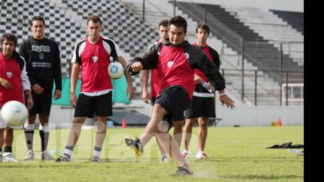 Martín Zúccaro durante la práctica..