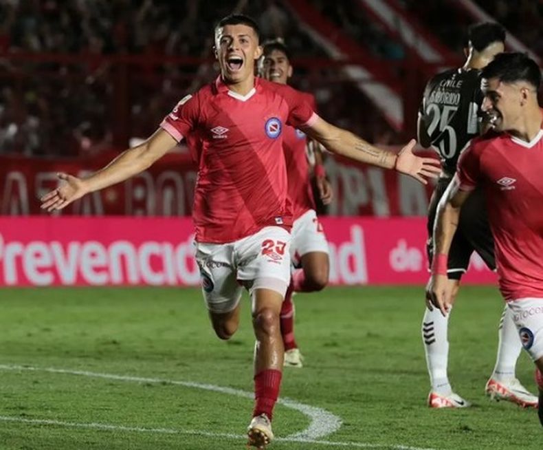 Thiago Santamaría lo grita con todo a su primera gol en Primera.
