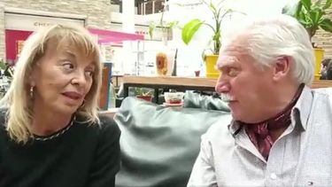 ACUERDO. Furtado y Simmermacher anunciaron la alianza, este lunes, en un bar..