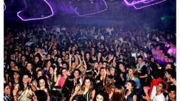SIGA EL BAILE. Los boliches podrán abrir los jueves..