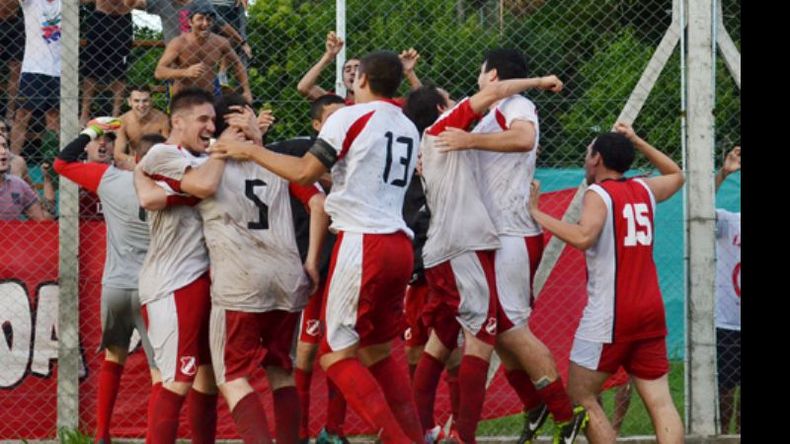 De festejo. El Rojo ya está adentro por los resultados de las otras zonas..