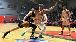 Derqui y Sportivo Pilar jugaron 20 minutos hasta que se cortó la luz. Derqui y Sportivo Pilar jugaron 20 minutos hasta que se cortó la luz.