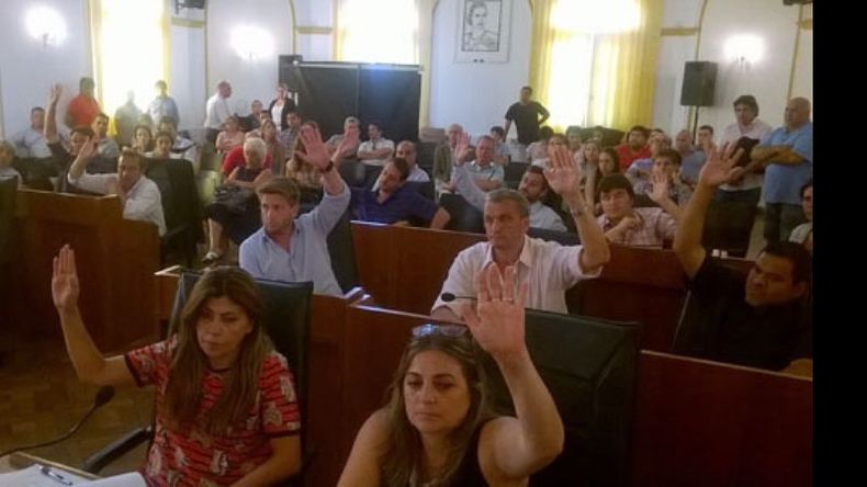 SESIÓN. El Concejo volverá a reunirse en febrero por las tasas..