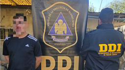 El sujeto fue capturado en Loma Verde, cuando salió de la vivienda donde intentaba ocultarse de la policía. El sujeto fue capturado en Loma Verde, cuando salió de la vivienda donde intentaba ocultarse de la policía.