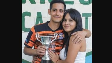 VÍCTIMAS. Jonathan Posdeley (34) y Priscila Barski (22) fueron asesinados el 24 de enero en Agustoni. VÍCTIMAS. Jonathan Posdeley (34) y Priscila Barski (22) fueron asesinados el 24 de enero en Agustoni.