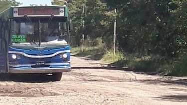 INTRANSITABLE. Por el estado de las calles, la 520 dejó de hacer su recorrido habitual..