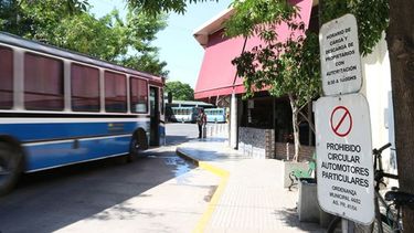 COLECTIVOS. La terminal funciona, además, como galería comercial..