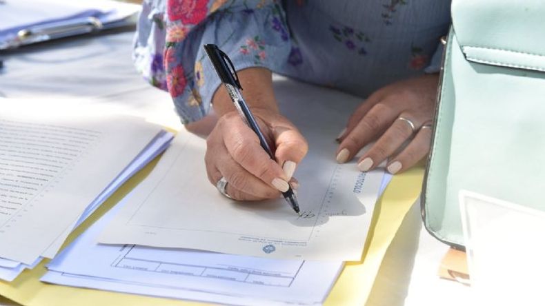 La firma de escrituras se realizará el martes 4 de octubre..