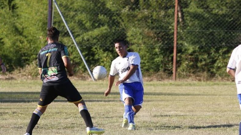 GOLPE. El Tatengue superó 3-2 a Villa Rosa de visitante..
