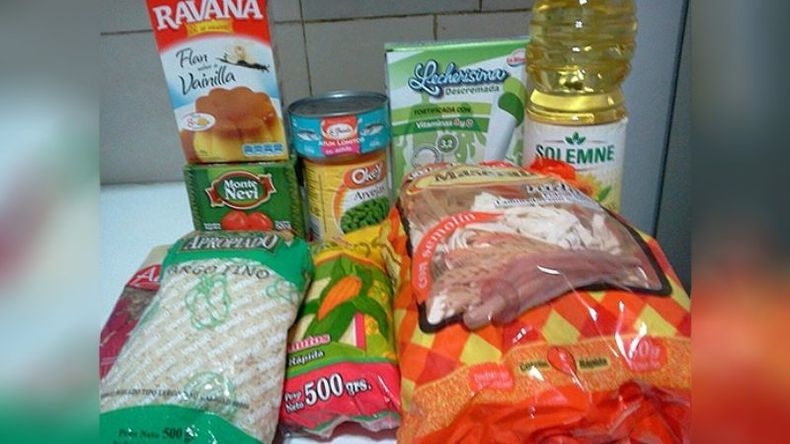 BOLSÓN. estos son los productos que reciben los jubilados de Pilar. .