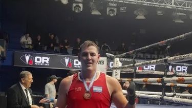 MEDALLA. “Big Baby” Gallardo ganó el oro en el Campeonato Regional. MEDALLA. “Big Baby” Gallardo ganó el oro en el Campeonato Regional.
